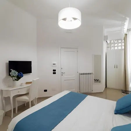 & Luxury Palazzo Diomede Carafa בית הארחה 4*