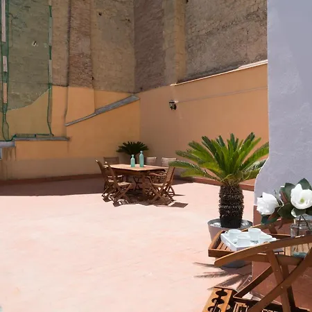 & Luxury Palazzo Diomede Carafa 4*