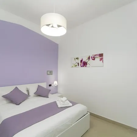 & Luxury Palazzo Diomede Carafa בית הארחה 4*