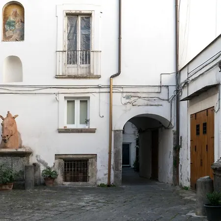 & Luxury Palazzo Diomede Carafa 4* Neapel