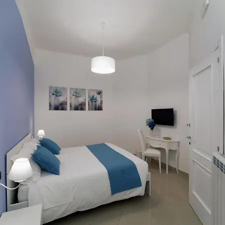& Luxury Palazzo Diomede Carafa 4*